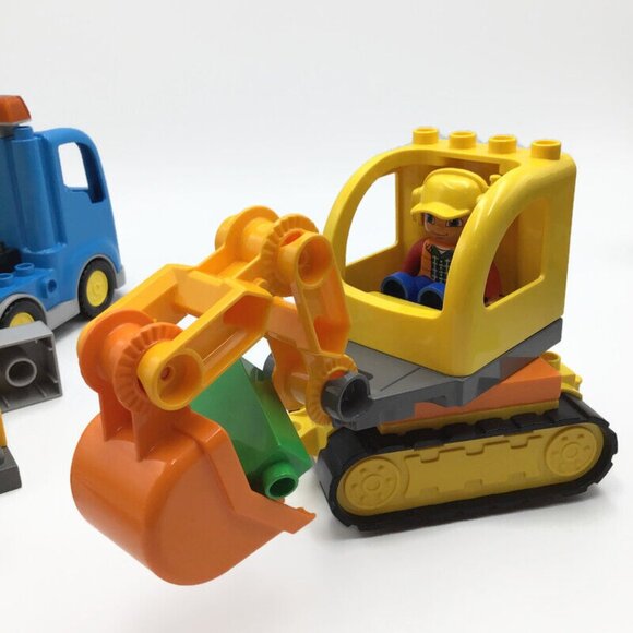 LEGO DUPLO Truck & Tracked Excavator 10812 Construction Site Vehicles *Complete* - Picture 3 of 7
